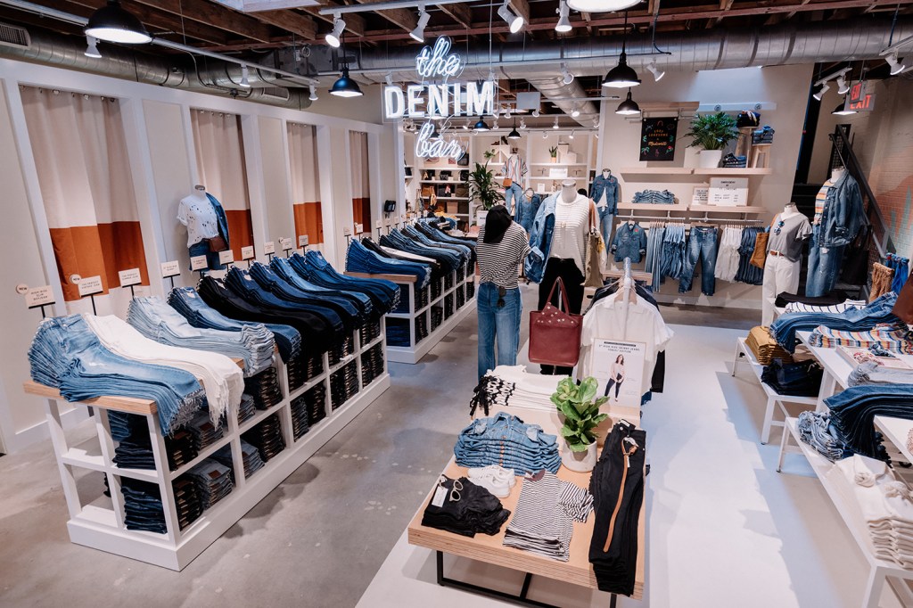 travis burnham madewell store design